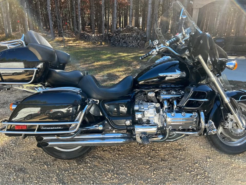 2000 Honda Gold Wing - Image 6 of 6