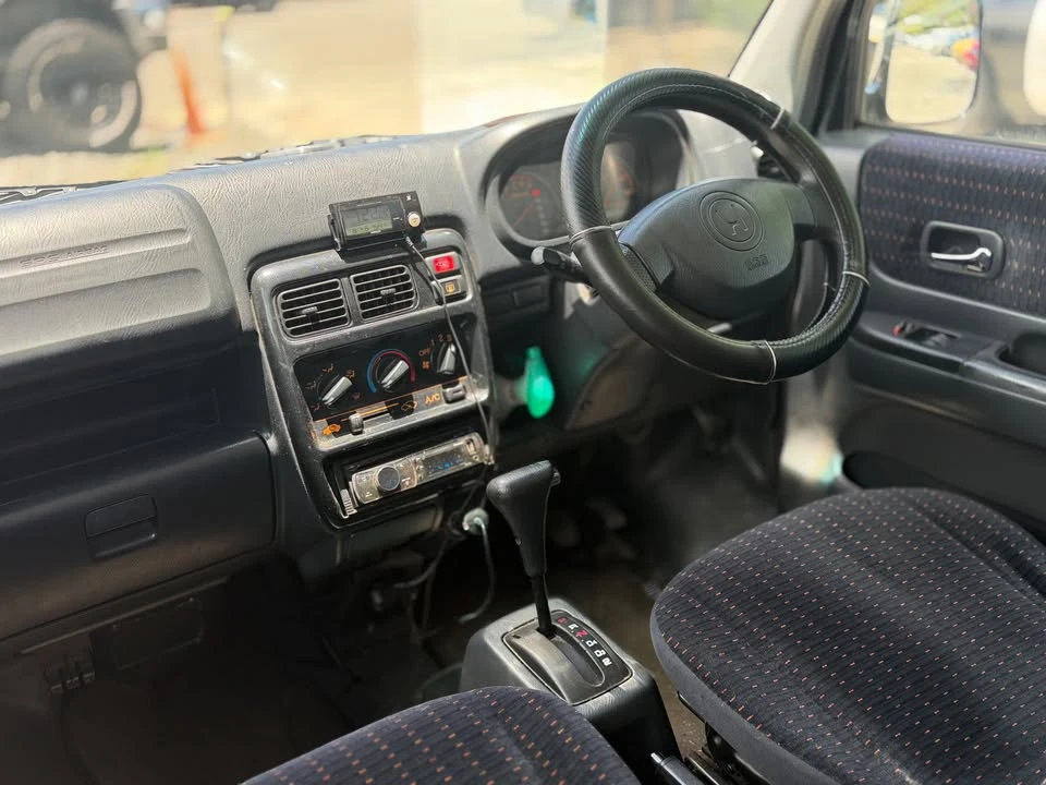 2000 Honda Vamos 2nd Gen - Image 16 of 20