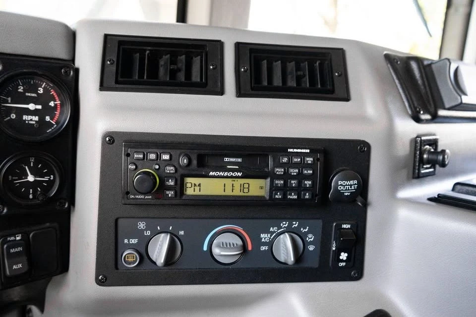2000 Hummer Hummer H1 - Image 15 of 19