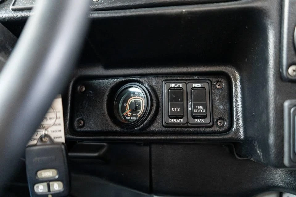 2000 Hummer Hummer H1 - Image 13 of 19