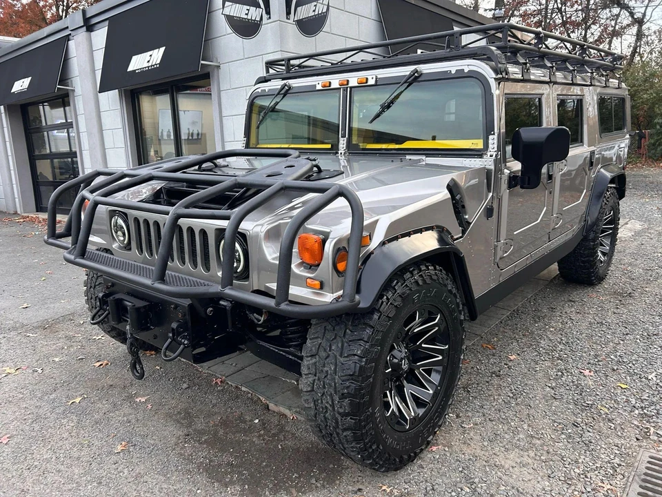 2000 Hummer Hummer H1 - Image 2 of 31