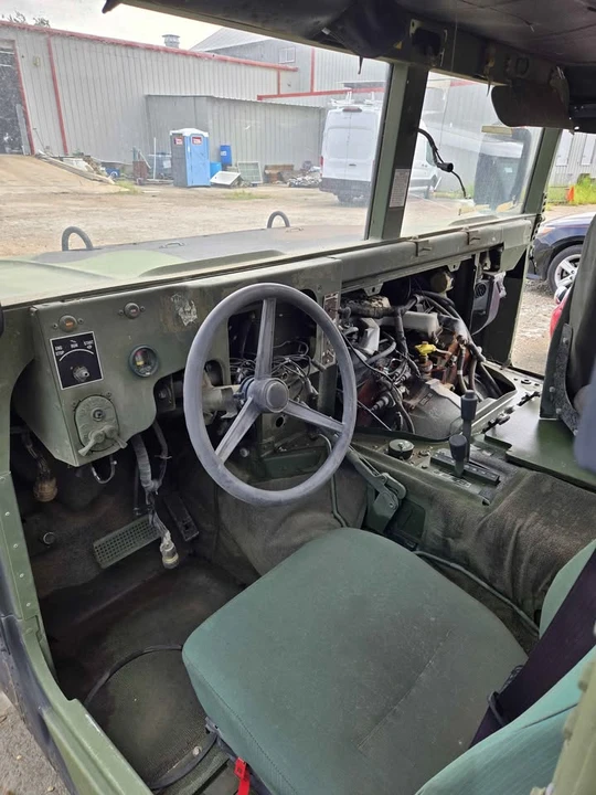 2000 Hummer HMMWV - Image 3 of 8