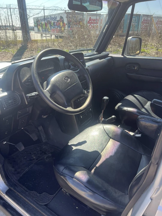 2000 Mitsubishi Pajero/Montero 3rd Gen - Image 11 of 31