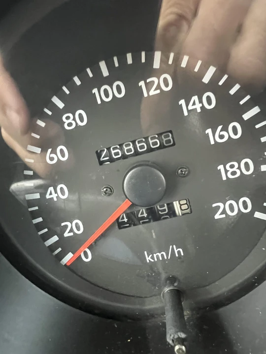 2000 Mitsubishi Pajero/Montero 3rd Gen - Image 13 of 31