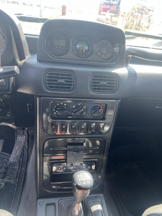 2000 Mitsubishi Pajero/Montero 3rd Gen - Image 15 of 31