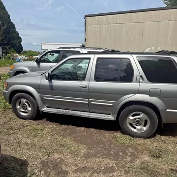 2000 Infiniti QX55 LUXE
