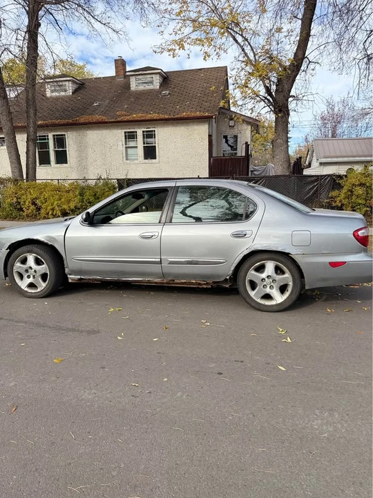 2000 Infiniti I30 & I35 2nd Gen - Image 2 of 18