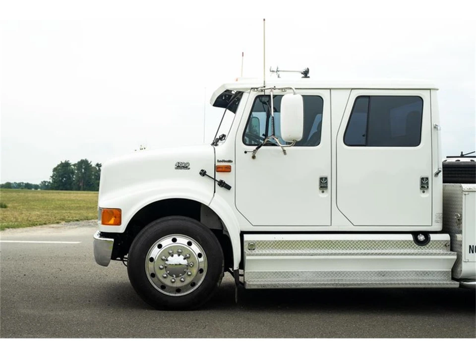 2000 International 4300 - Image 13 of 31
