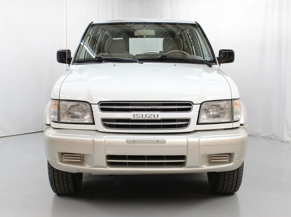 2000 Isuzu Trooper - Image 5 of 31