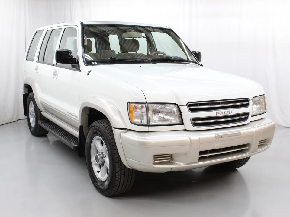 2000 Isuzu Trooper - Image 4 of 31