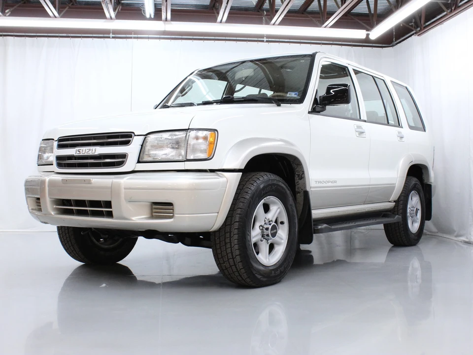 2000 Isuzu Trooper - Image 7 of 31