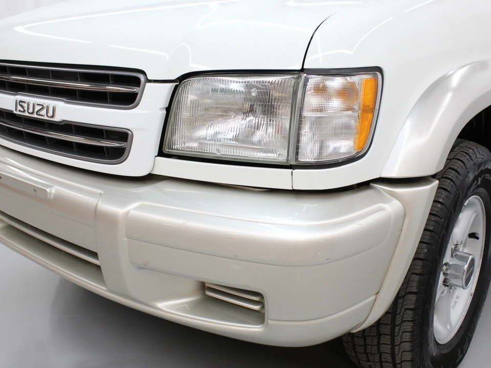 2000 Isuzu Trooper - Image 28 of 31