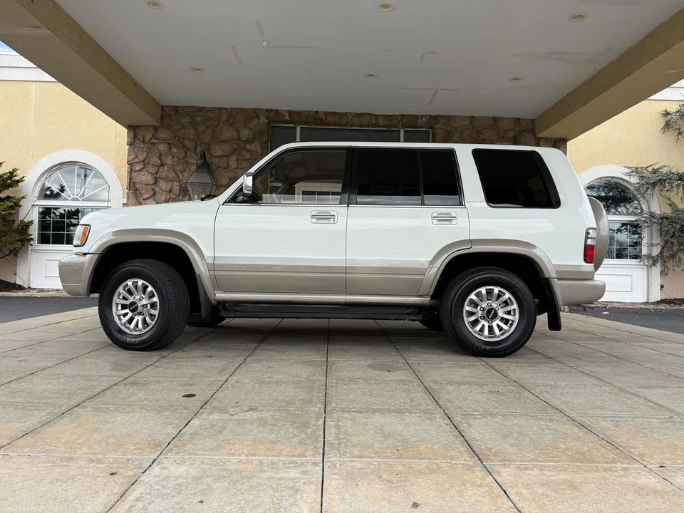 2000 Isuzu Trooper - Image 9 of 31