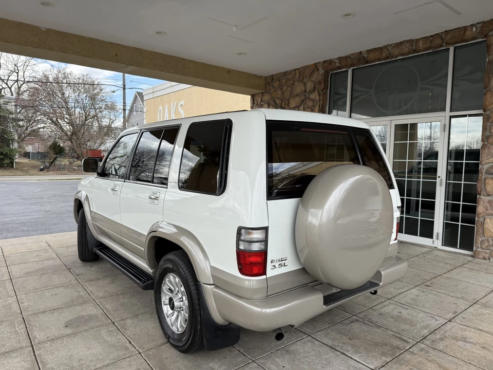 2000 Isuzu Trooper - Image 15 of 31