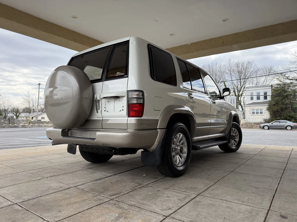 2000 Isuzu Trooper - Image 22 of 31