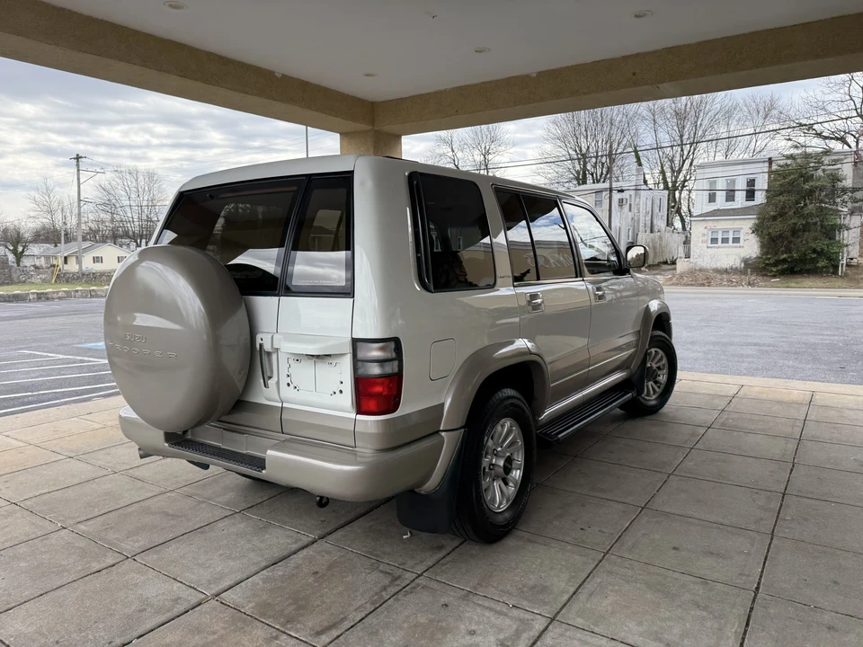 2000 Isuzu Trooper - Image 23 of 31