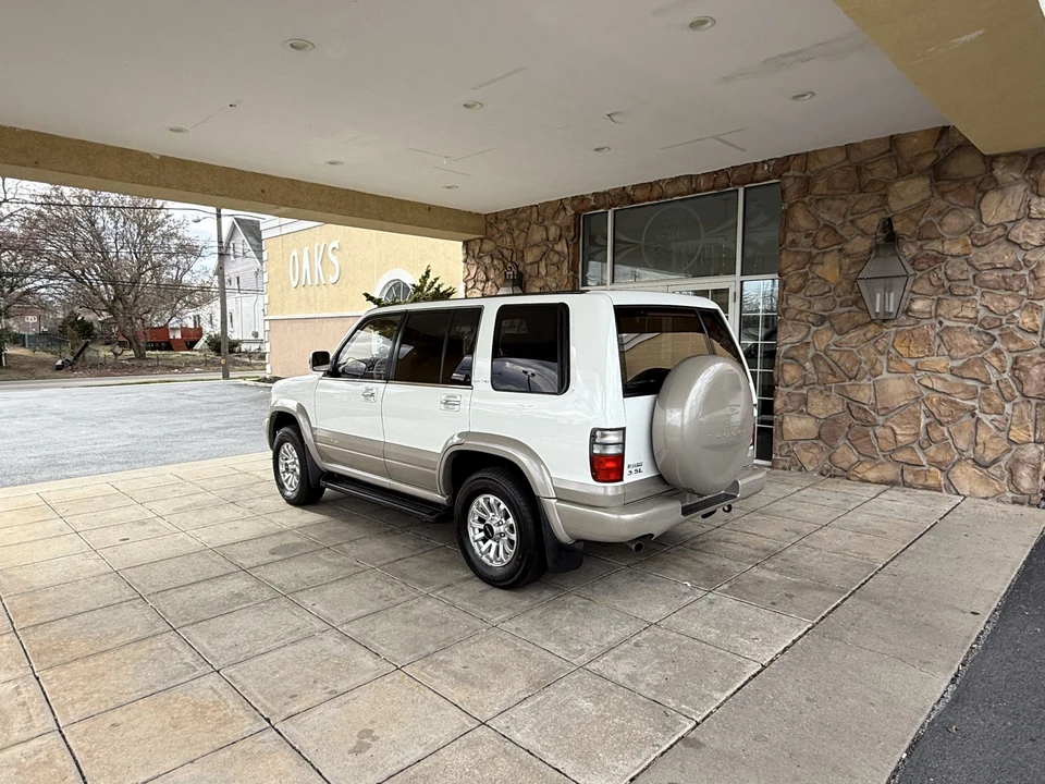 2000 Isuzu Trooper - Image 13 of 31