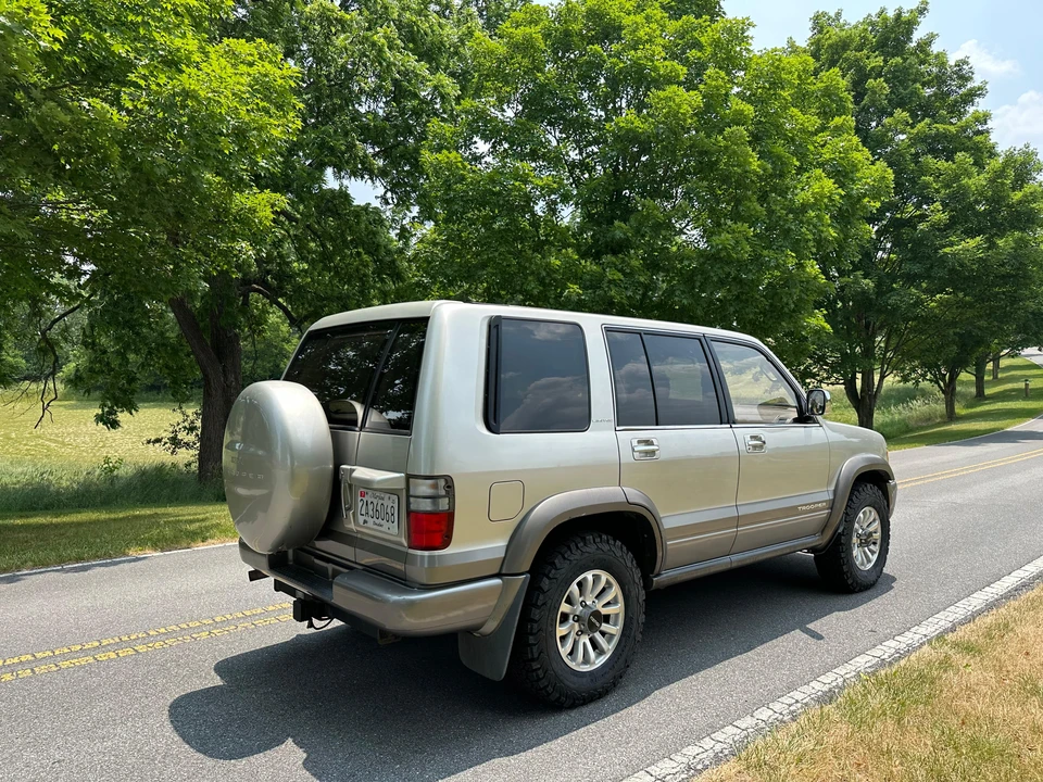 2000 Isuzu Trooper - Image 25 of 31