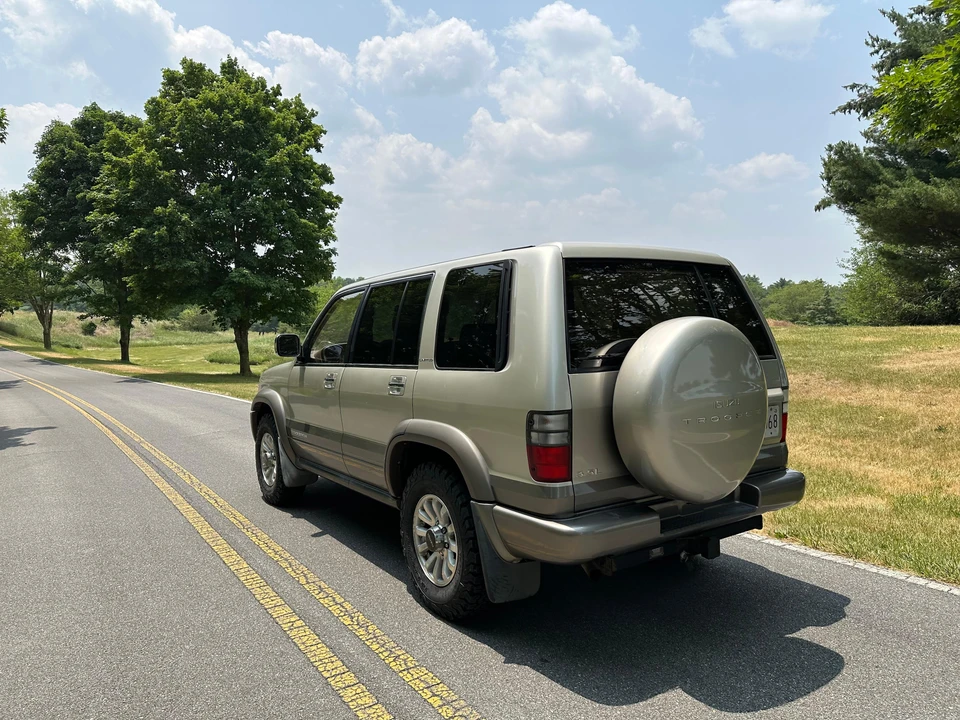 2000 Isuzu Trooper - Image 20 of 31