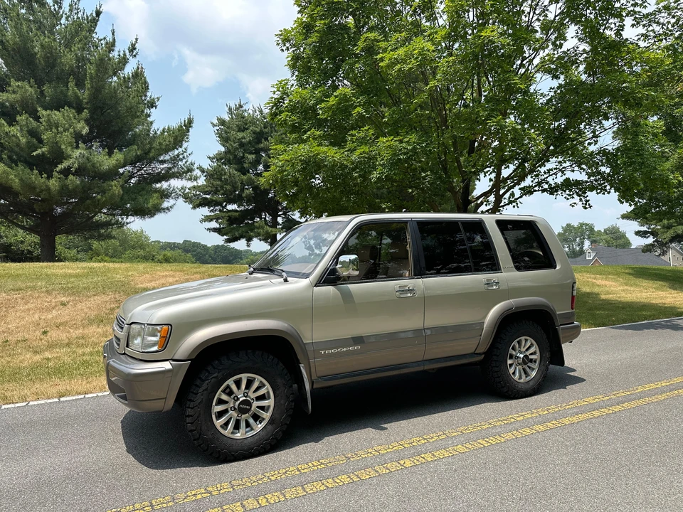 2000 Isuzu Trooper - Image 14 of 31
