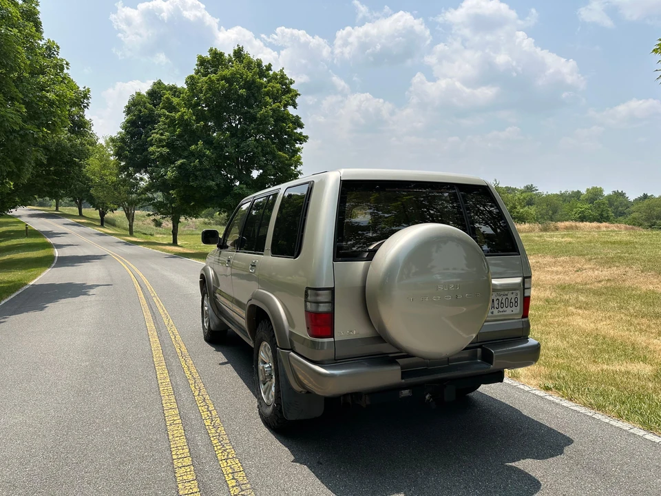 2000 Isuzu Trooper - Image 21 of 31
