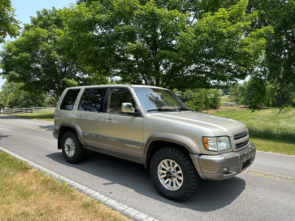 2000 Isuzu Trooper - Image 28 of 31