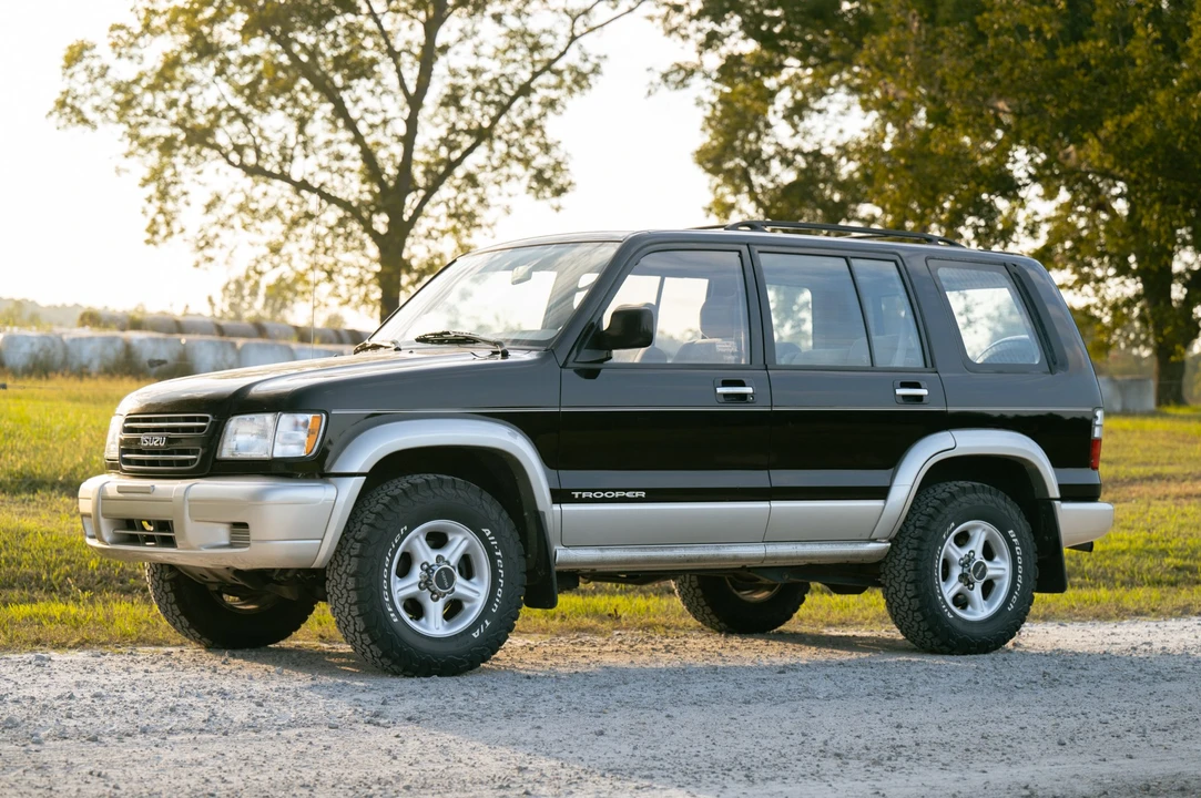 2000 Isuzu Trooper - Image 7 of 31