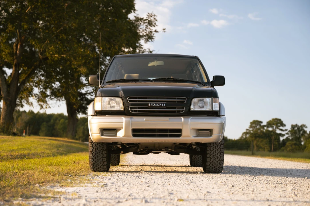 2000 Isuzu Trooper - Image 23 of 31