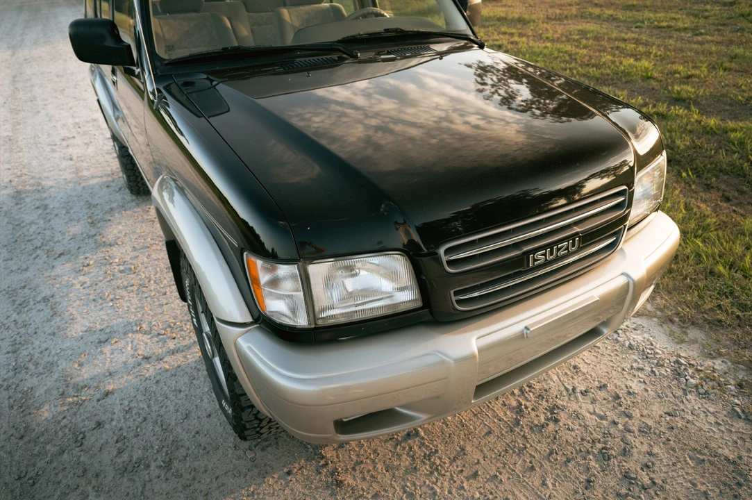 2000 Isuzu Trooper - Image 29 of 31