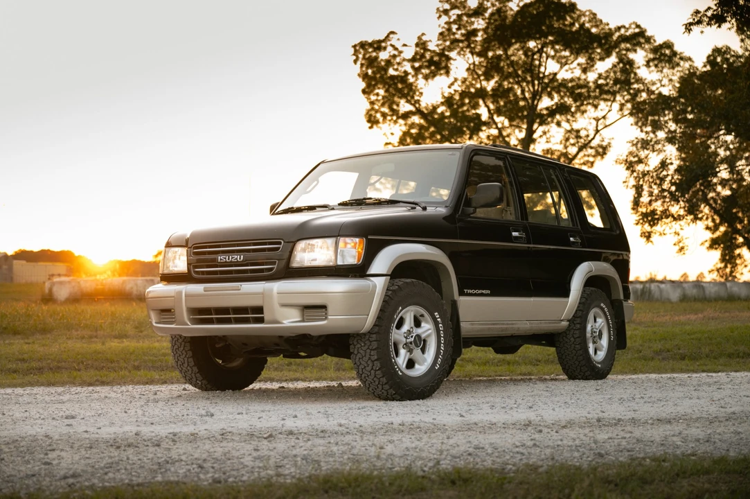 2000 Isuzu Trooper - Image 5 of 31