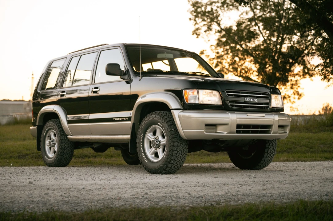 2000 Isuzu Trooper - Image 19 of 31