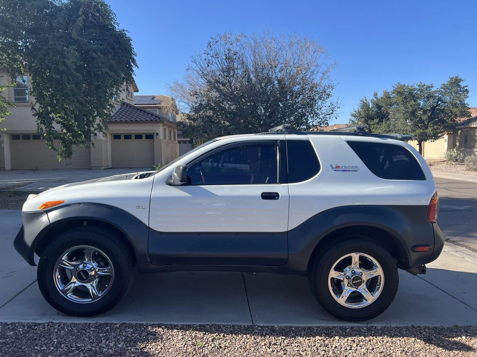 2000 Isuzu VehiCROSS - Image 5 of 31