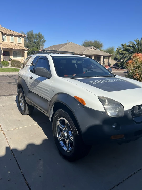 2000 Isuzu VehiCROSS - Image 10 of 31