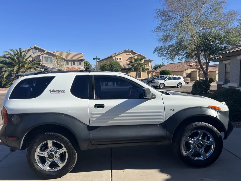 2000 Isuzu VehiCROSS - Image 16 of 31