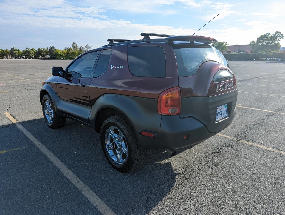 2000 Isuzu VehiCROSS - Image 10 of 31