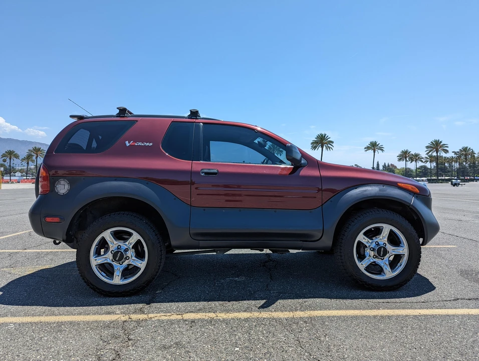 2000 Isuzu VehiCROSS - Image 13 of 31