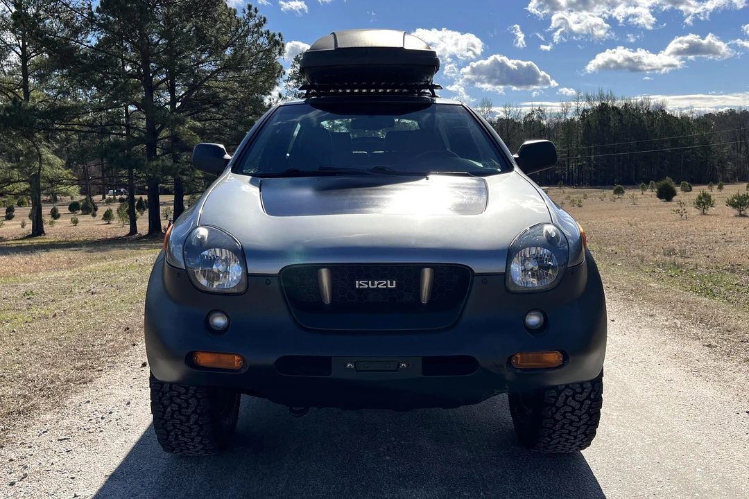 2000 Isuzu VehiCROSS - Image 2 of 31