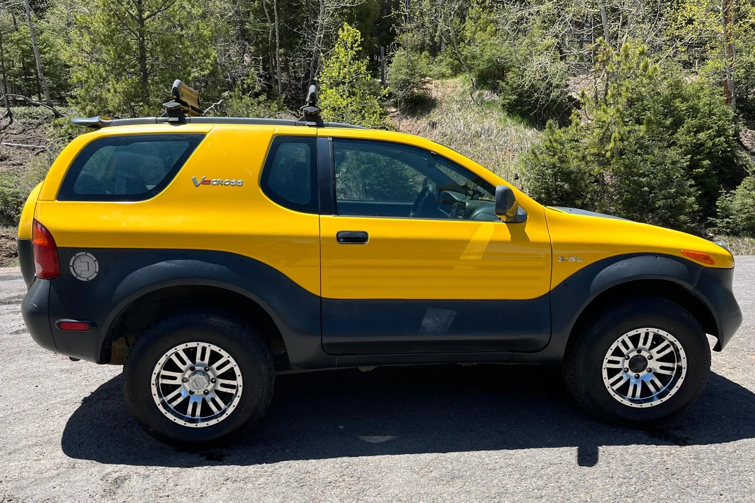 2000 Isuzu VehiCROSS - Image 3 of 31