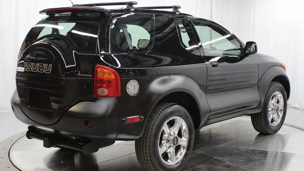 2000 Isuzu VehiCROSS - Image 3 of 31