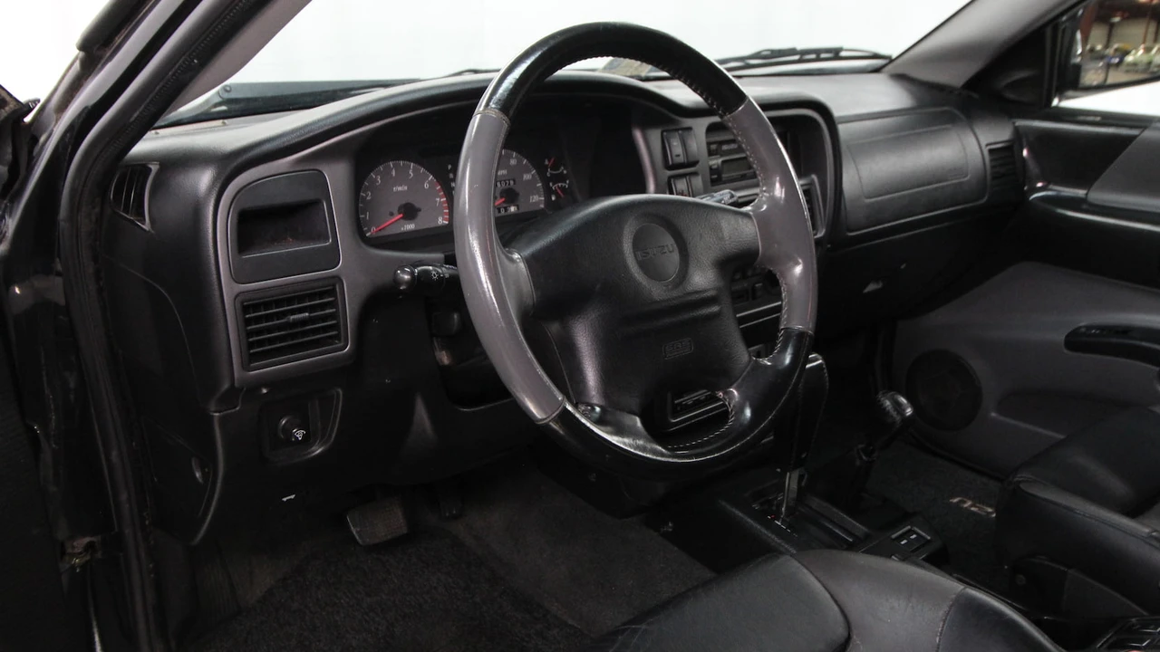 2000 Isuzu VehiCROSS - Image 4 of 31