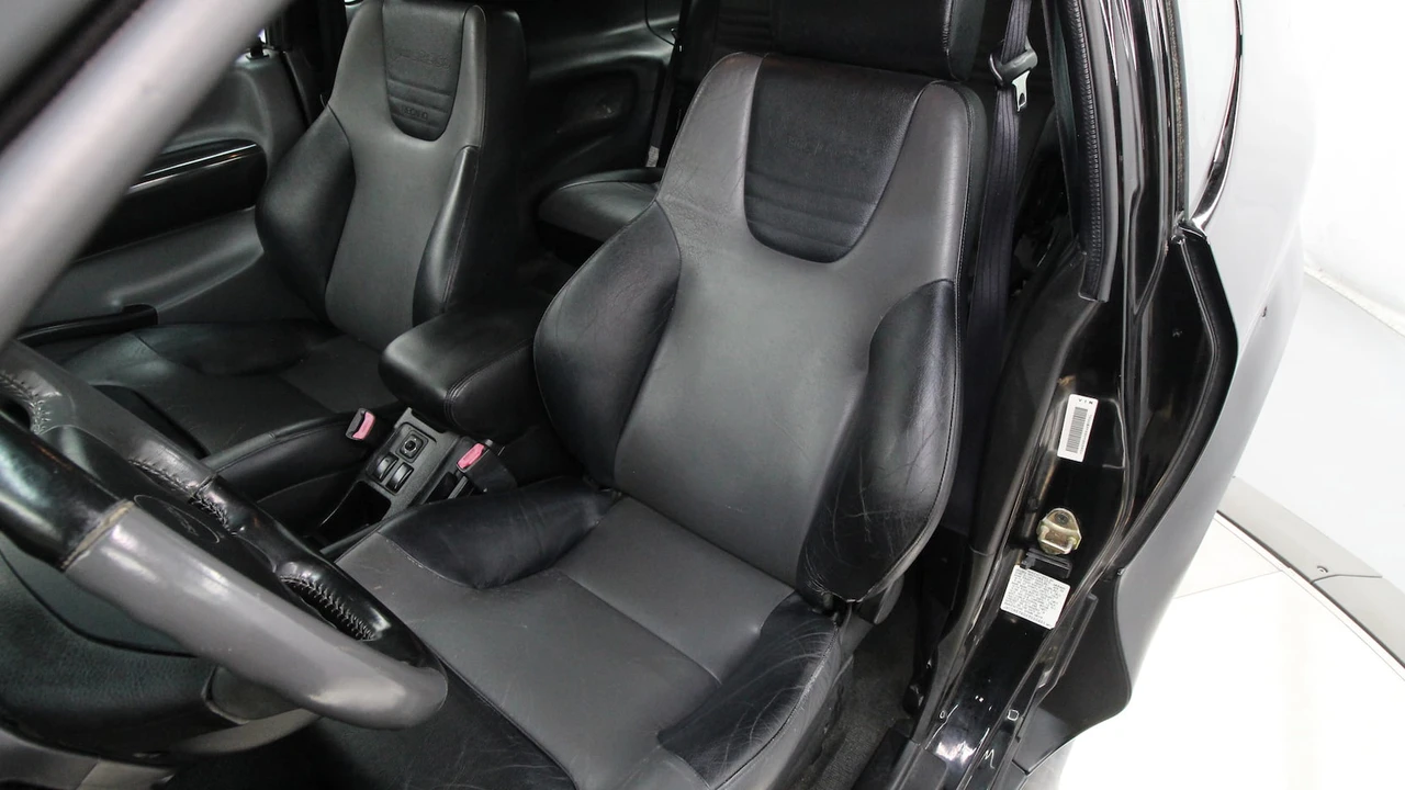 2000 Isuzu VehiCROSS - Image 5 of 31