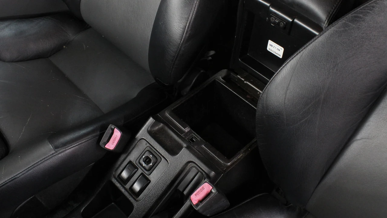 2000 Isuzu VehiCROSS - Image 22 of 31