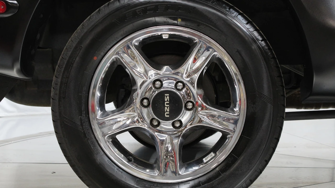 2000 Isuzu VehiCROSS - Image 25 of 31
