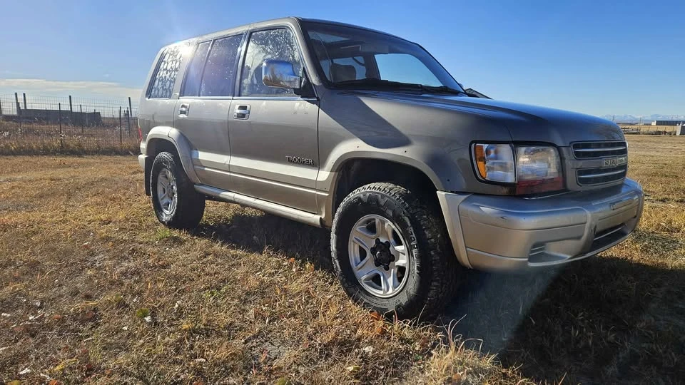 2000 Isuzu Trooper - Image 7 of 16