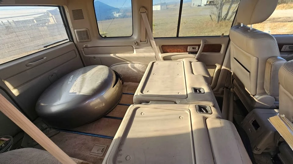 2000 Isuzu Trooper - Image 16 of 16