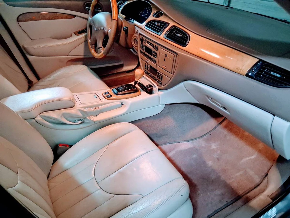 2000 Jaguar S-Type - Image 13 of 14