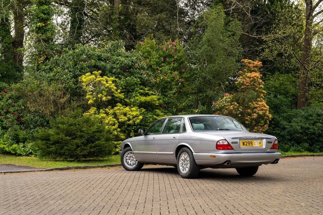 2000 Jaguar X308 XJ - Image 12 of 31