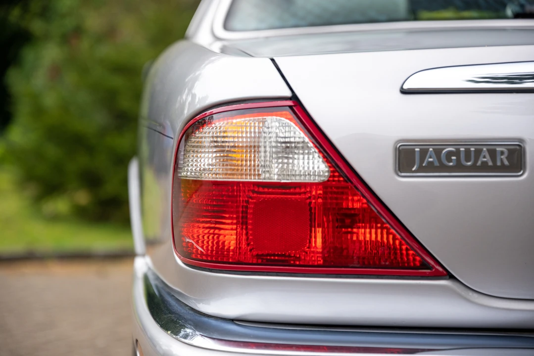 2000 Jaguar X308 XJ - Image 31 of 31