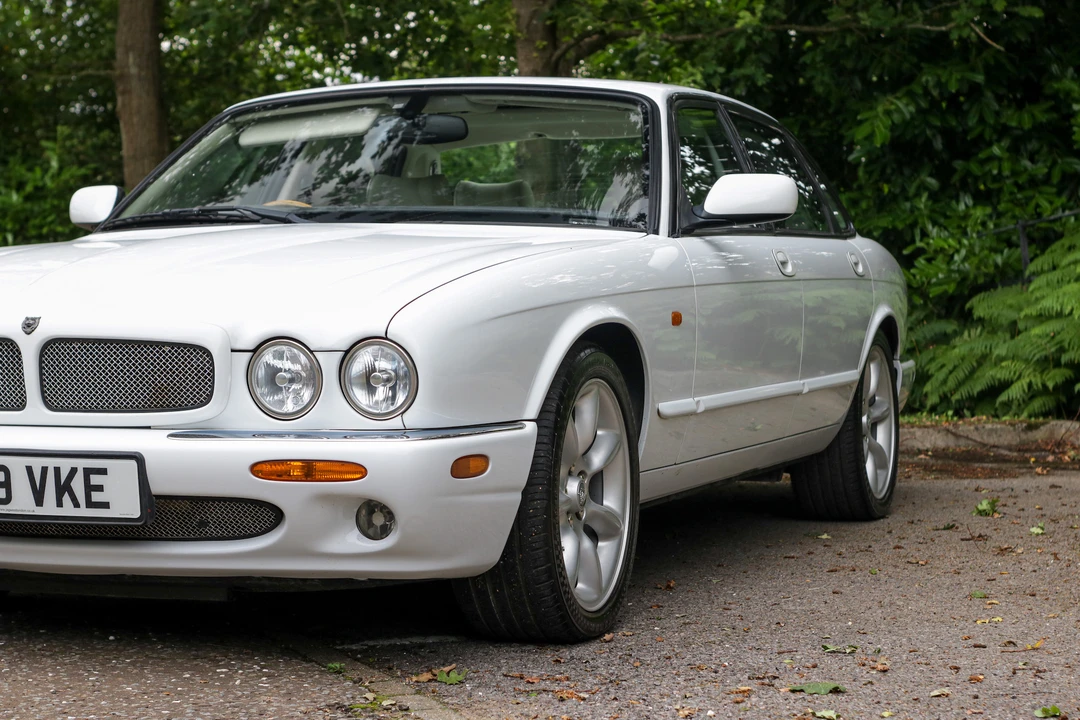 2000 Jaguar X308 XJR - Image 26 of 31