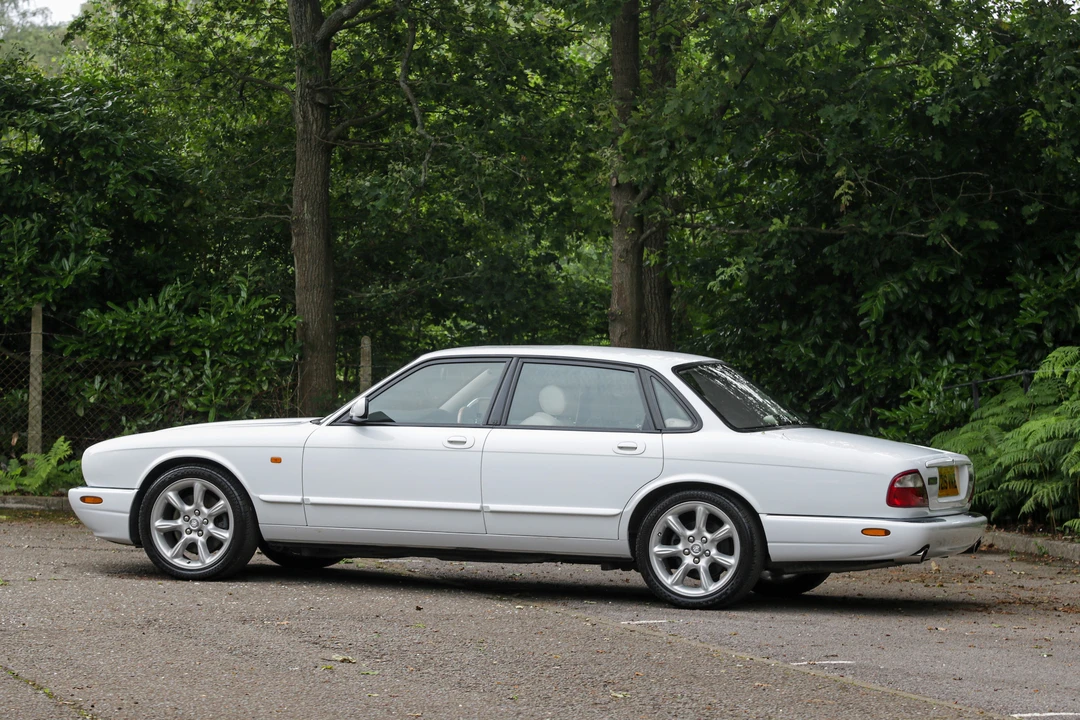 2000 Jaguar X308 XJR - Image 6 of 31